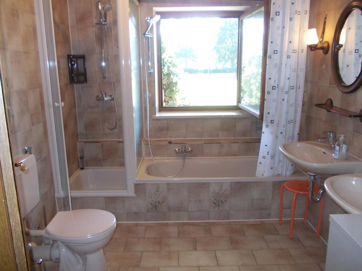 Xxl Apartment, 10 Beds, 4 Sleep-Rooms, 140Qm, 2 Wc, 2 Shower && Брукмюль Экстерьер фото